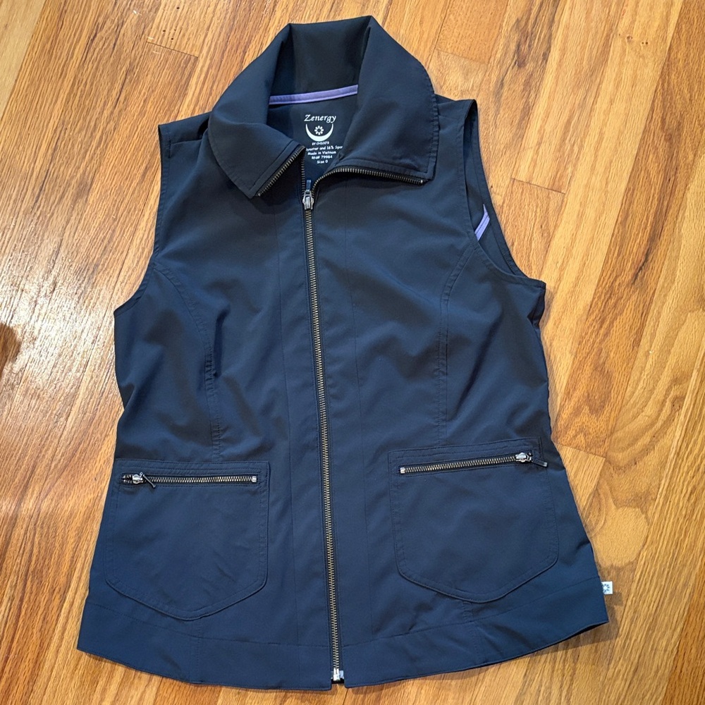 Zenergy by Chico’s Women's lightweight tech Vest small